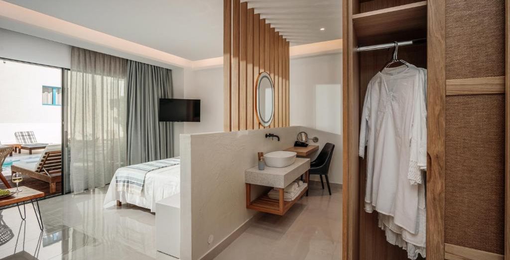 Galazio Beach Resort 4*