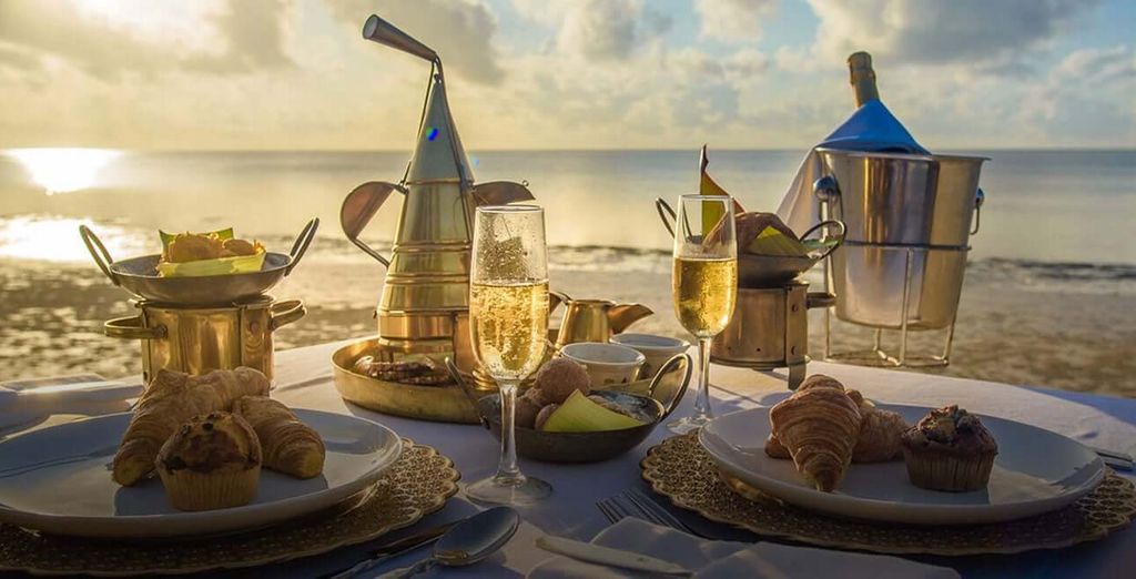 Safari privato "L'essenza del Kenya" e Sarova Whitesands Beach Resort & Spa 4*