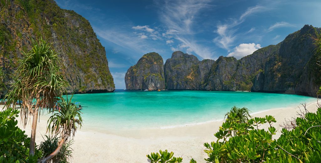 Namaka Resort Kamala 5*, Phi Phi CoCo Beach Resort 4*, Khao Lak Laguna Resort 4* con pre-estensione opzionale a Bangkok 