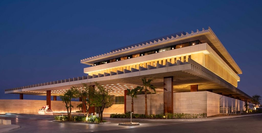 Oaga Art Resort 5* con possibile pre-estensione a Doha 