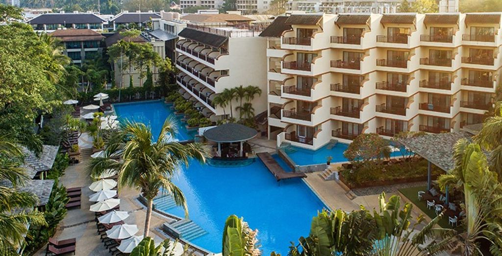 Bandara Phuket Beach Resort 4* e Krabi La Playa Resort 4* con possibile pre-estensione a Bangkok