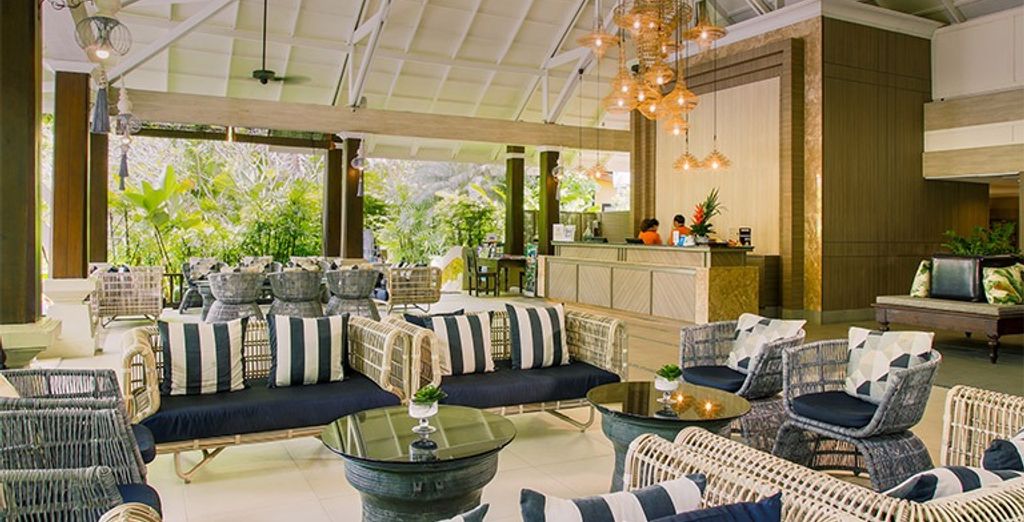 Bandara Phuket Beach Resort 4* e Krabi La Playa Resort 4* con possibile pre-estensione a Bangkok