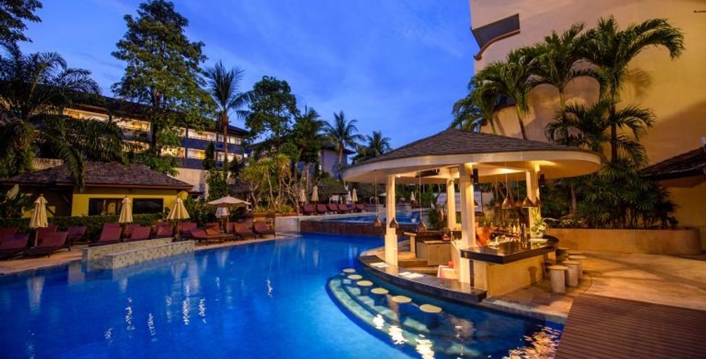 Bandara Phuket Beach Resort 4* e Krabi La Playa Resort 4* con possibile pre-estensione a Bangkok