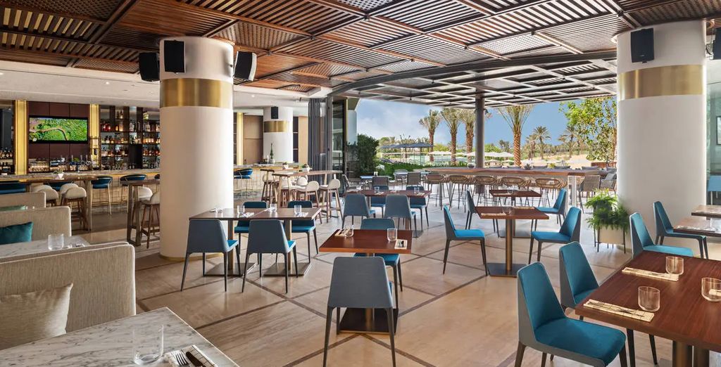 JA Beach Hotel 5*