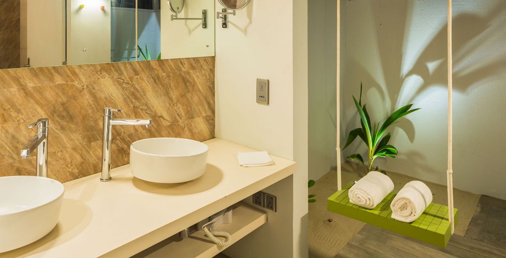 Cocoon Maldives 5*