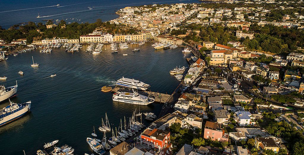 Tour di gruppo: Tra le perle del Mar Tirreno