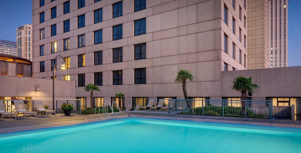 Hilton New Orleans Riverside 4*