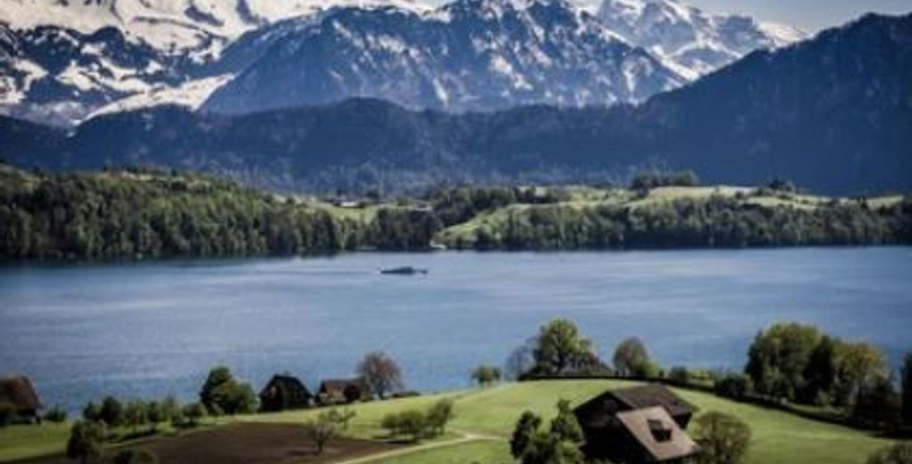Romantik Schloss-Hotel, Swiss-Chalet Merlischachen 4*