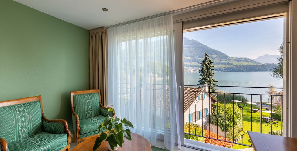 Romantik Schloss-Hotel, Swiss-Chalet Merlischachen 4*