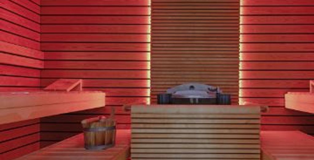 Romantik Schloss-Hotel, Swiss-Chalet Merlischachen 4*