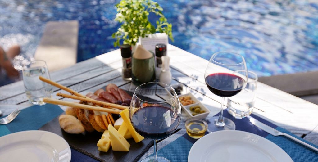 Combinato Beyond Kanda Buuri 4* e Panviman Resort Koh Phangan 5* con eventuale pre-estensione a Phuket