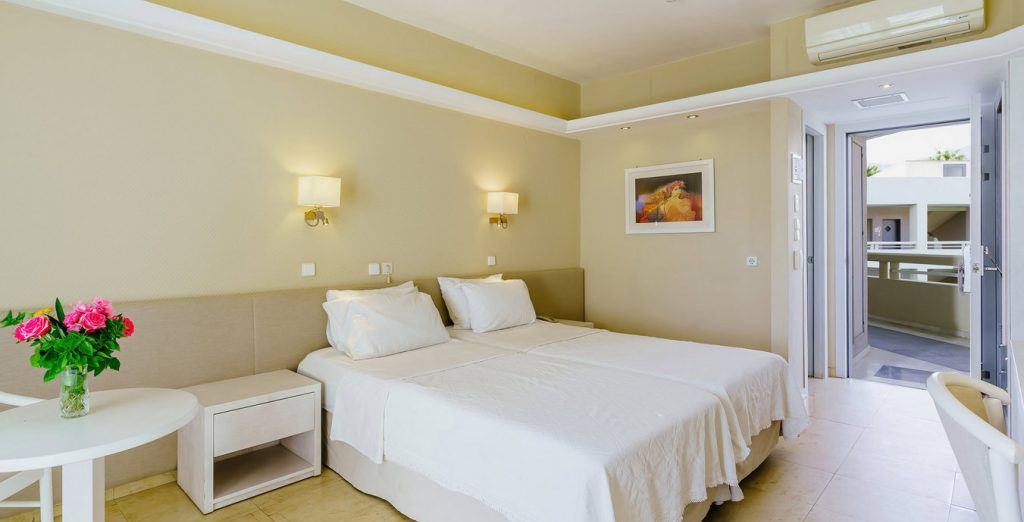 Pearl Beach 4*