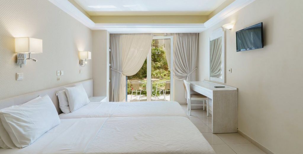 Pearl Beach 4*