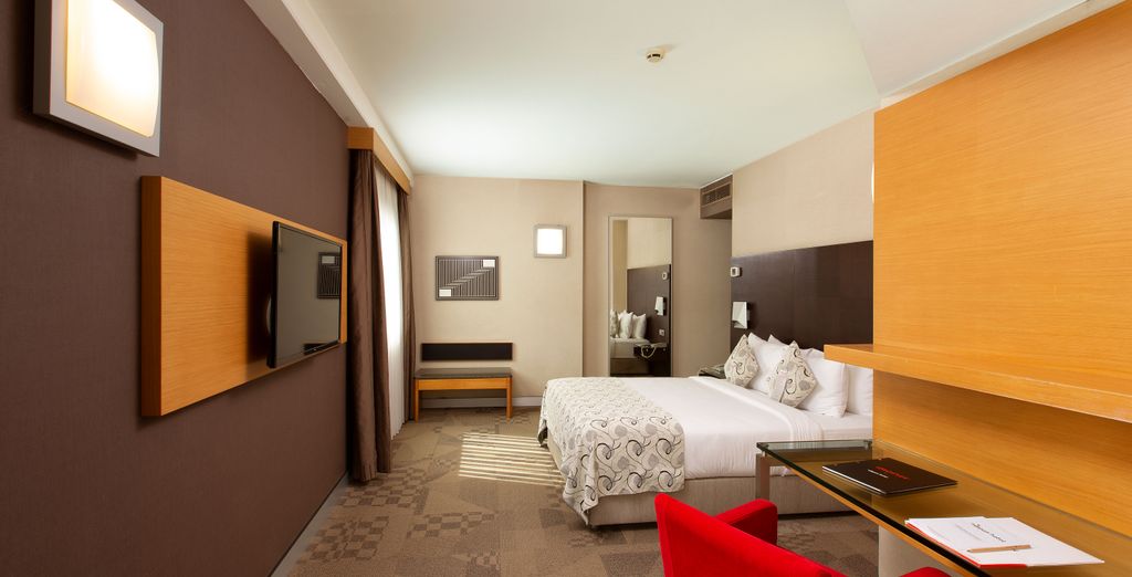 Nippon Hotel 4*