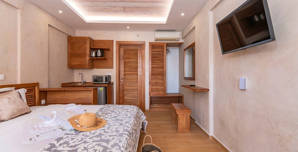 Ekati Mare Boutique Hotel 4*