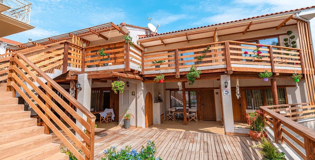 Ekati Mare Boutique Hotel 4*