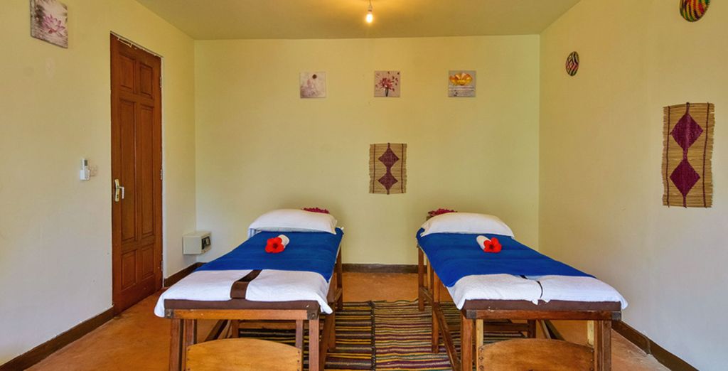 Kena Beach Hotel 4*