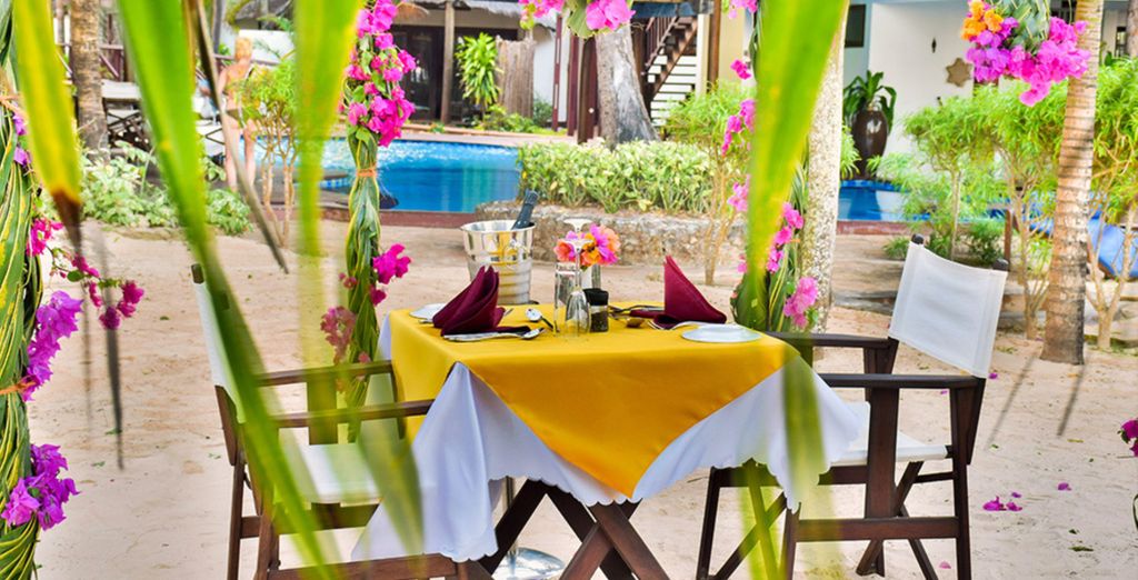 Kena Beach Hotel 4*