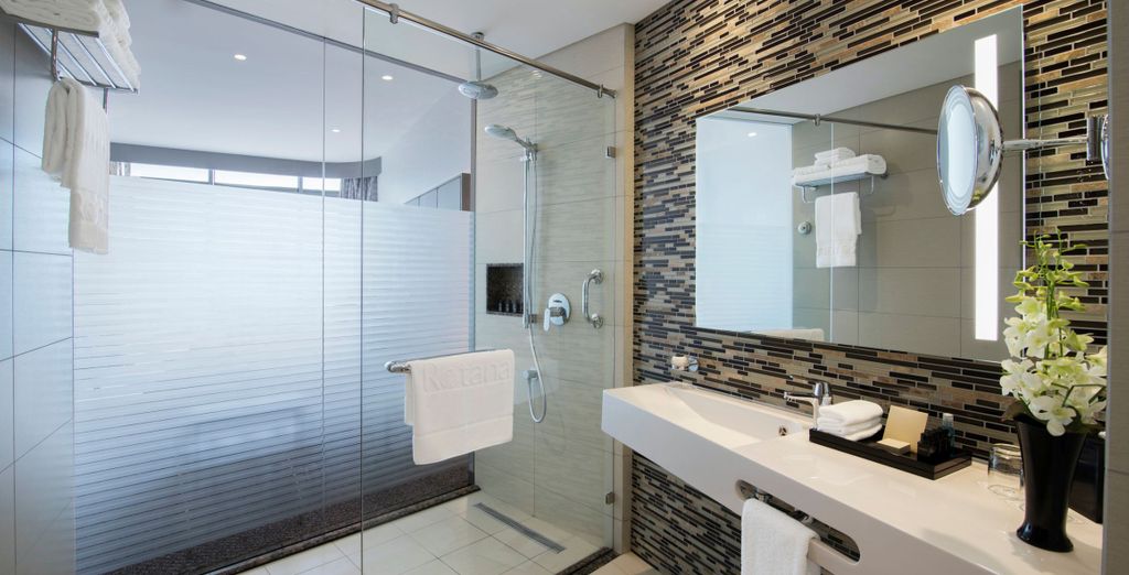 Hotel Pearl Rotana Capital Centre 4*