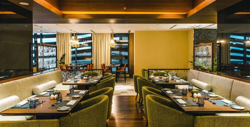 Hotel Pearl Rotana Capital Centre 4*