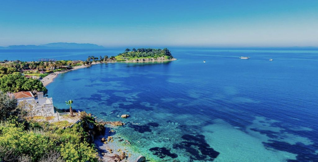 Pine Bay Holiday Resort 5*