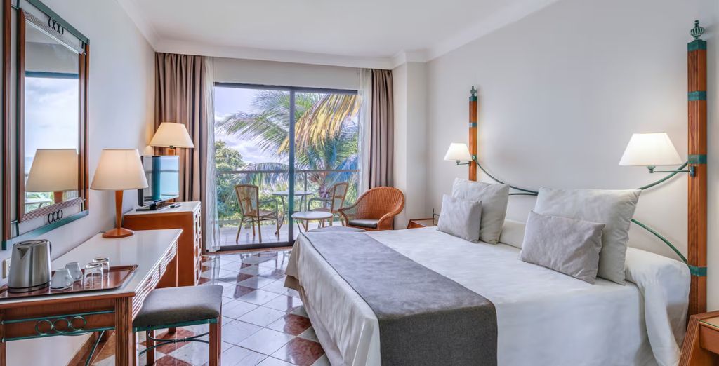 Combinato: Hotel Coloniale L'Avana e Melia Varadero 5*