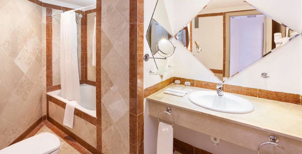 Combinato: Hotel Coloniale L'Avana e Melia Varadero 5*