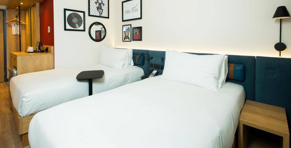 Hampton by Hilton Park Royal 4*