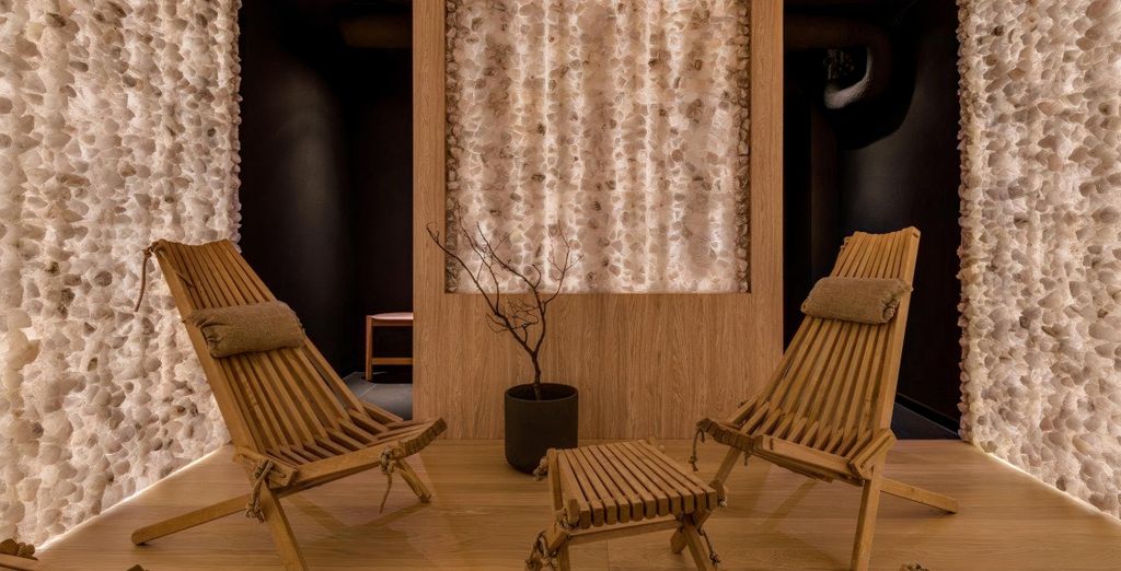 Plantonia Aparthotel 4*