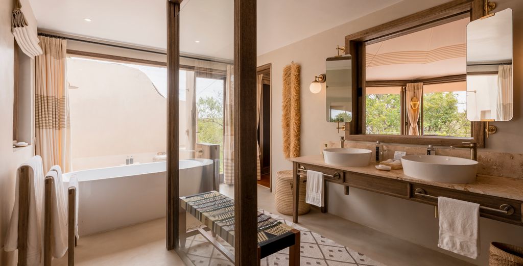 Hemingways Nairobi 5* + Hemingways Ol Seki Mara + Hemingways Watamu 5*