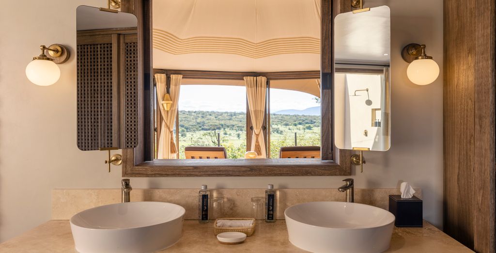 Hemingways Nairobi 5* + Hemingways Ol Seki Mara + Hemingways Watamu 5*