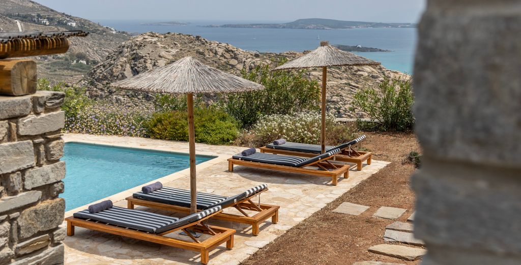 Acron Villas 4*
