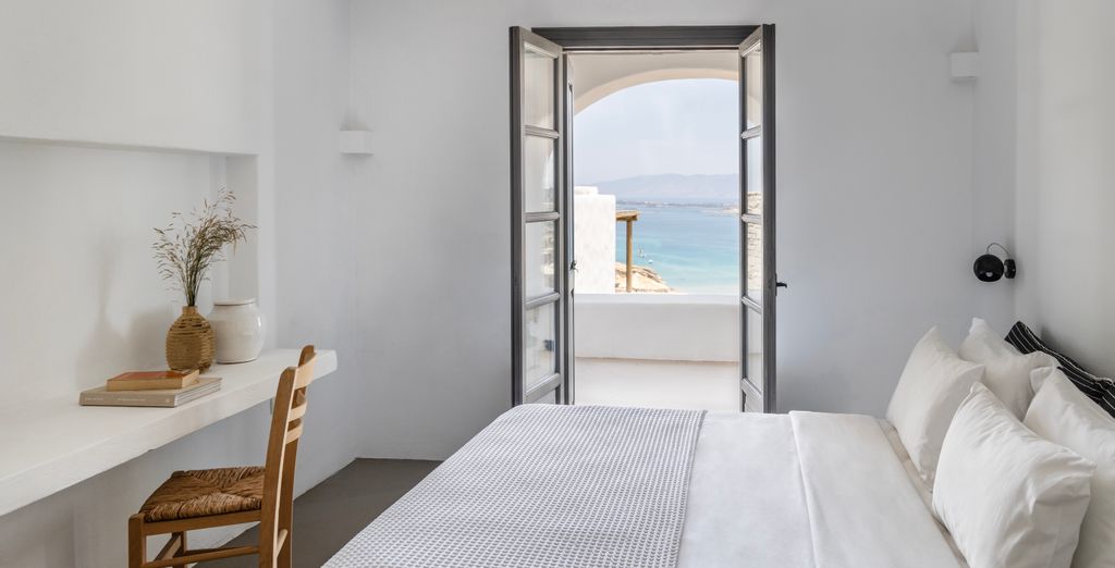Acron Villas 4*