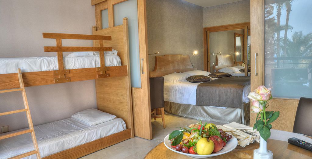 Adams Beach Hotel 5*