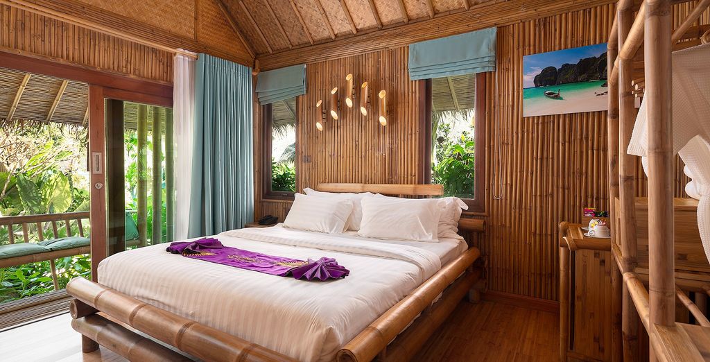 Namaka Resort Kamala 5*, Phi Phi CoCo Beach Resort 4*, Khao Lak Laguna Resort 4* con pre-estensione opzionale a Bangkok 