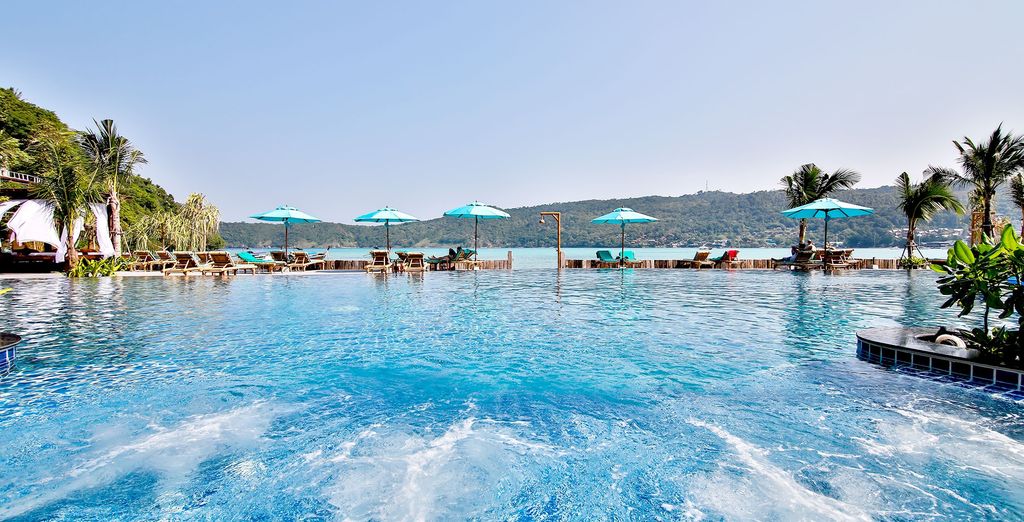 Namaka Resort Kamala 5*, Phi Phi CoCo Beach Resort 4*, Khao Lak Laguna Resort 4* con pre-estensione opzionale a Bangkok 