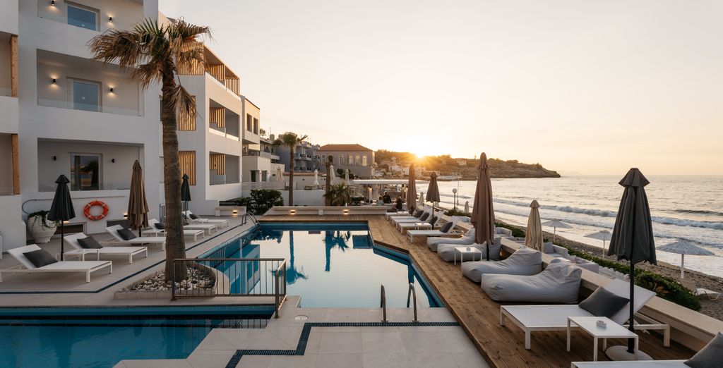 Petradi Beach Lounge Hotel 4*