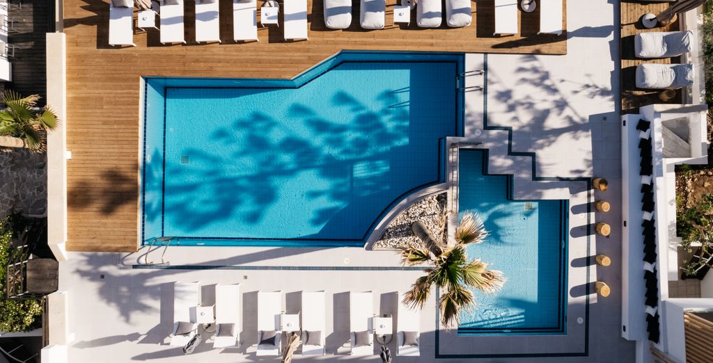 Petradi Beach Lounge Hotel 4*