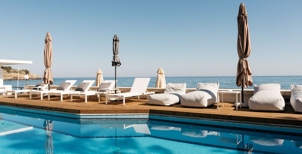 Petradi Beach Lounge Hotel 4*