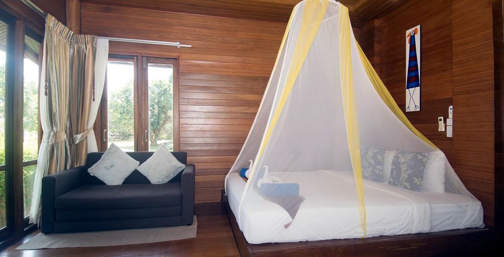Combinato: Baan Taranya Resort, Koh Yao Yai 4*, Le Méridien Khao Lak Resort & Spa 5* e pre-estensione al Marina Gallery Resort -KACHA- Kalim Bay 5* o al Montien Hotel Surawong Bangkok 5*