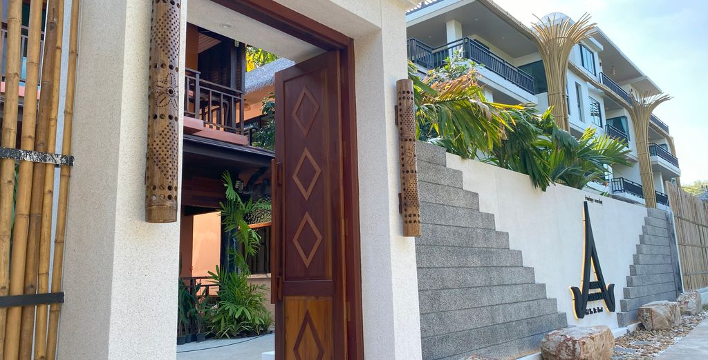 Diamond Cottage Resort & Spa 4*, Baan Taranya Resort 4* e Khao Lak Laguna 4*