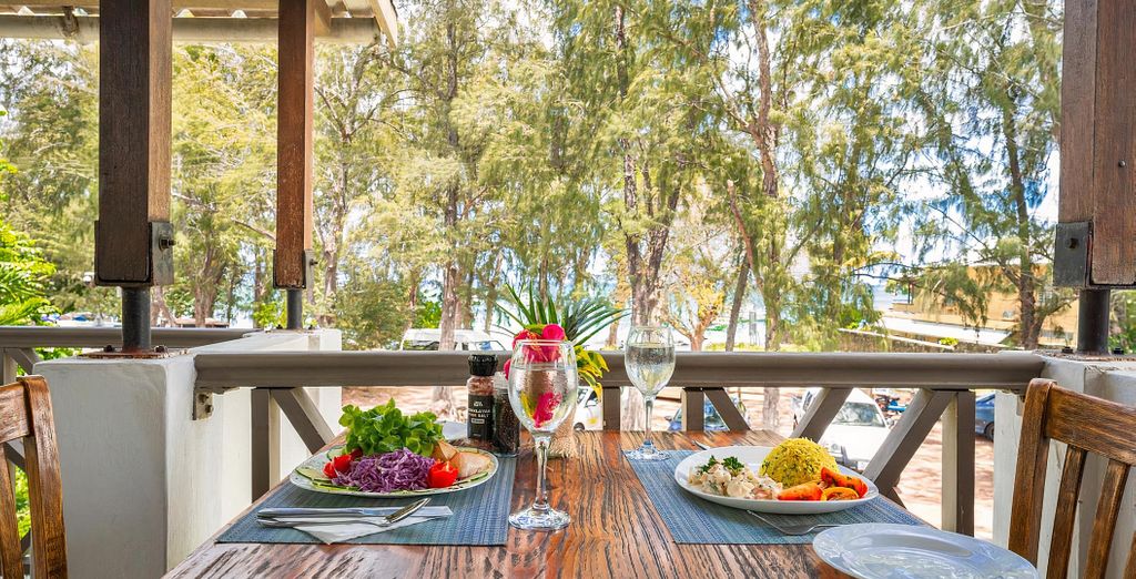 Ovoyages Le Grand Bleu Hotel & Spa