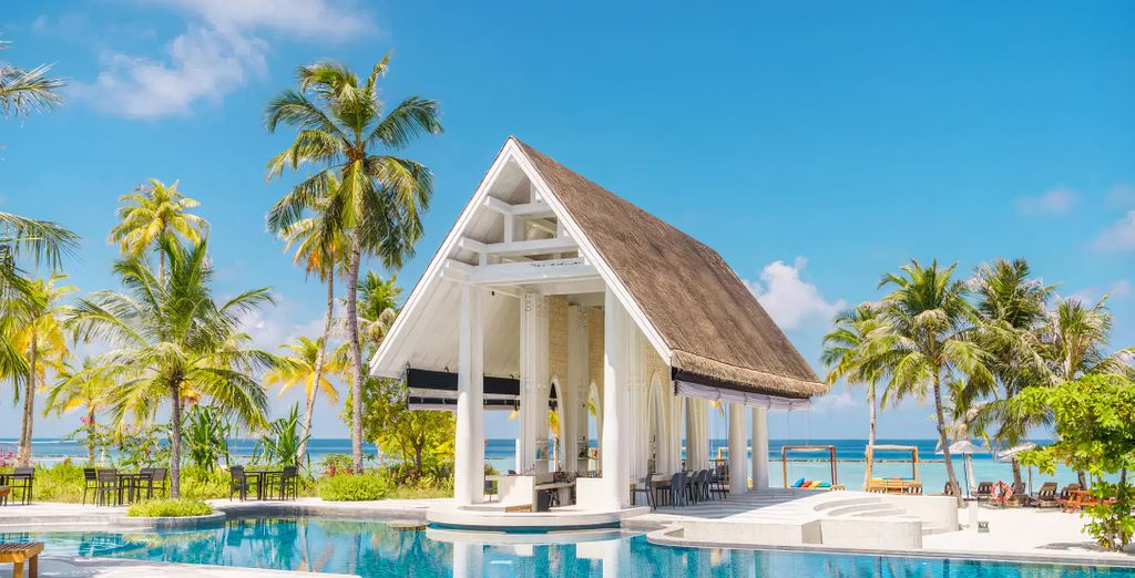 Saii Lagoon Curio Collection by Hilton 5*