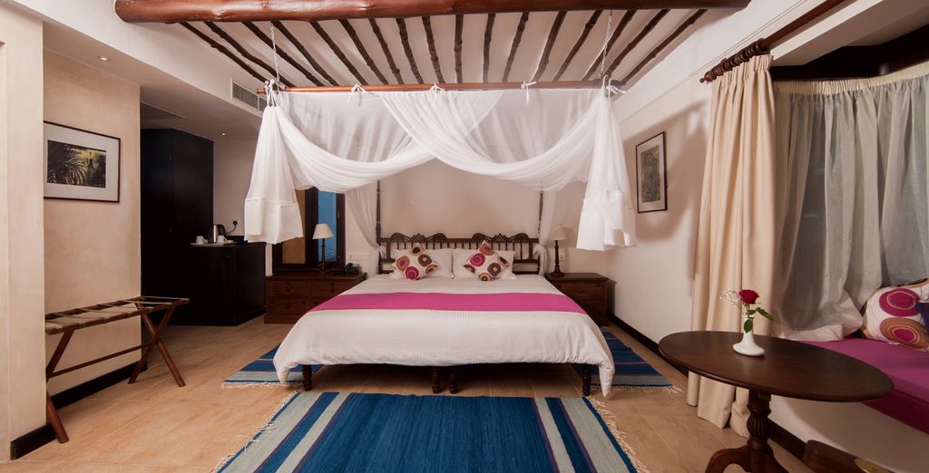 Jacaranda Indian Ocean Beach Resort 4* e Safari da 1 a 4 notti 