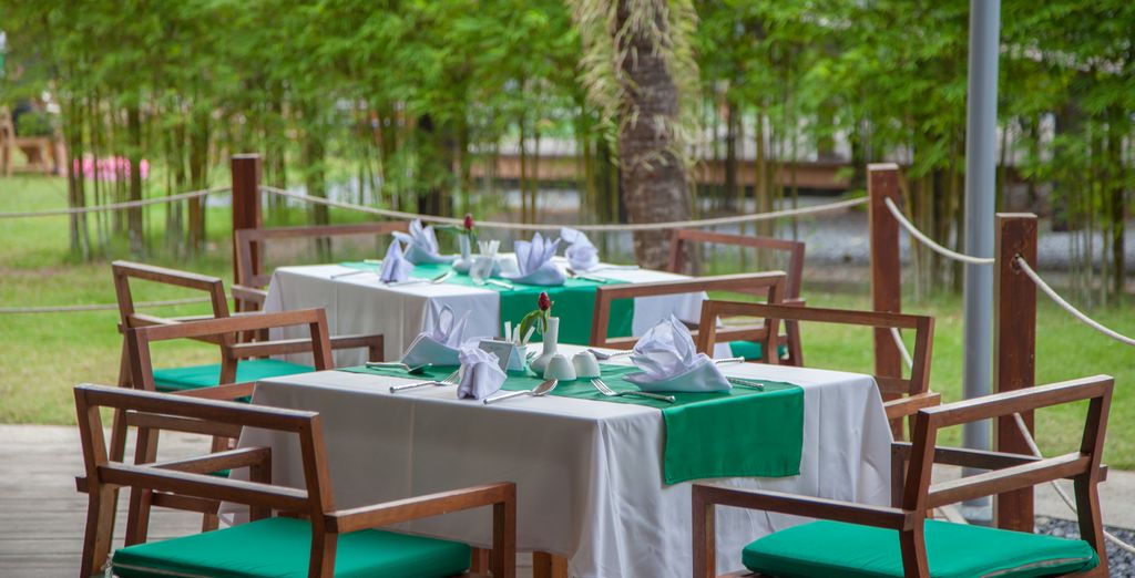 Combinato The Charm Resort Phuket 4*, Koh Yao Yai Village - SHA Extra Plus 4* e Mai Holiday by Mai Khao Lak 5*