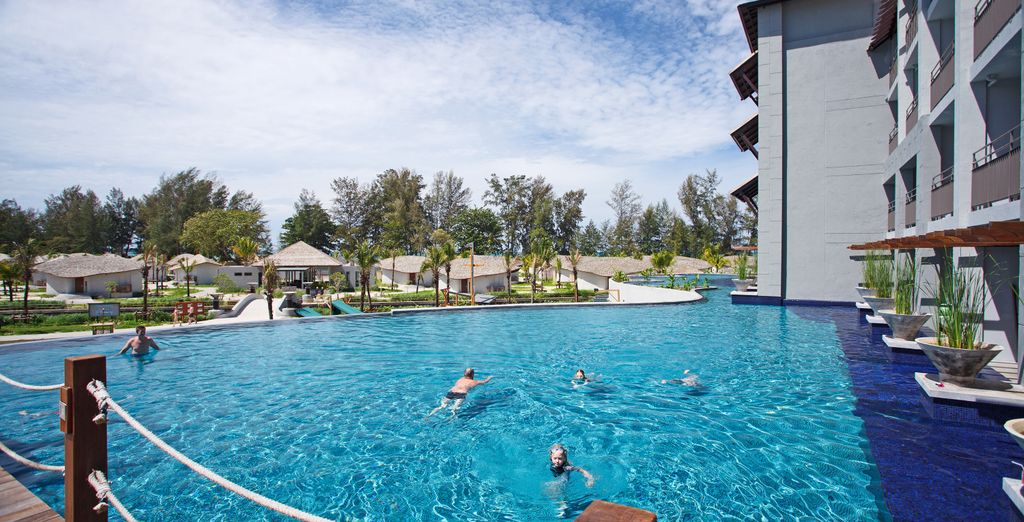 Combinato The Charm Resort Phuket 4*, Koh Yao Yai Village - SHA Extra Plus 4* e Mai Holiday by Mai Khao Lak 5*