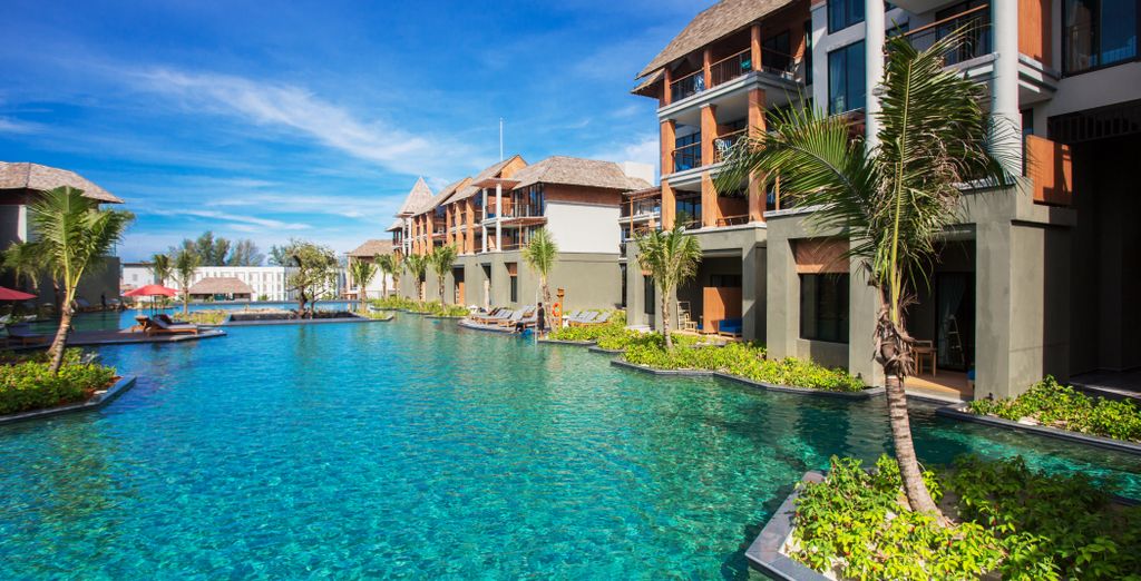 Combinato The Charm Resort Phuket 4*, Koh Yao Yai Village - SHA Extra Plus 4* e Mai Holiday by Mai Khao Lak 5*