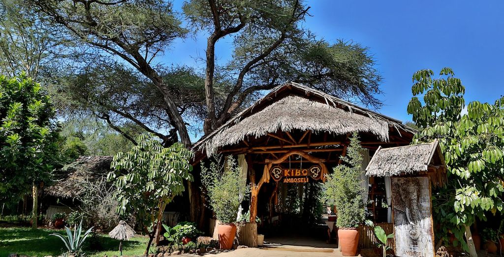 Oclub Zen Lion Beach Resort 4* con possibile safari a Tsavo