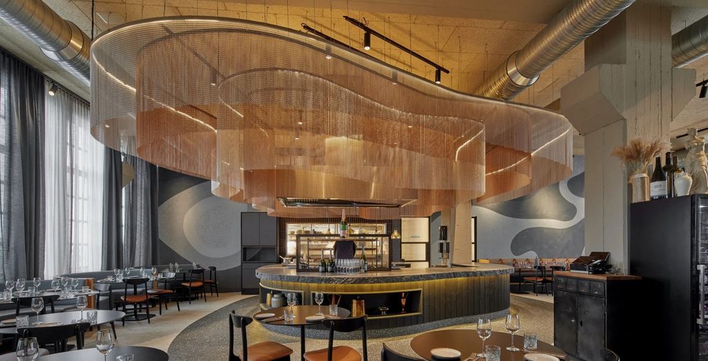Grandi by Center Hotels 4*