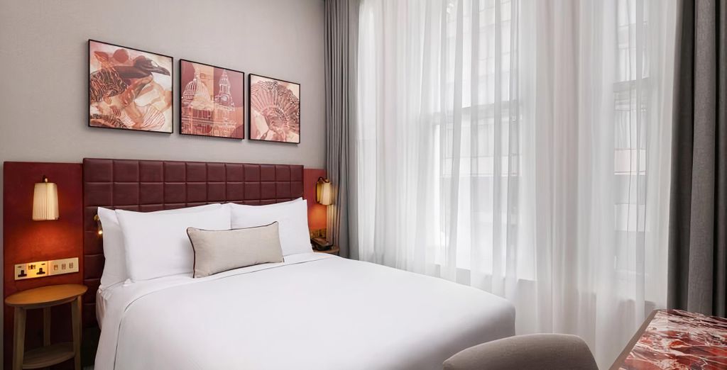 Lost Property St Paul's London, Curio Collection 4*